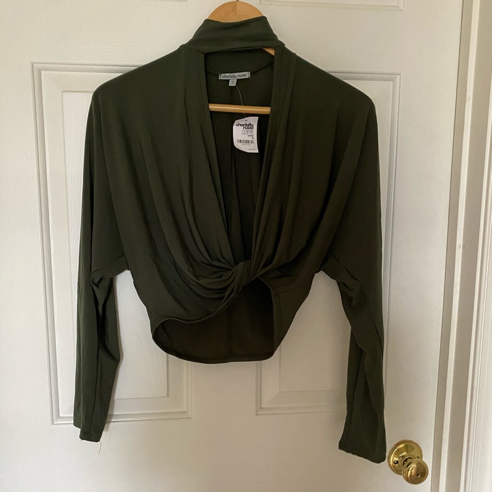 Charlotte Russe plunging twisted crop top